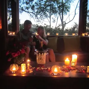 https://mt-quincan-crater-retreat-yungaburra.queenslandhotels.net