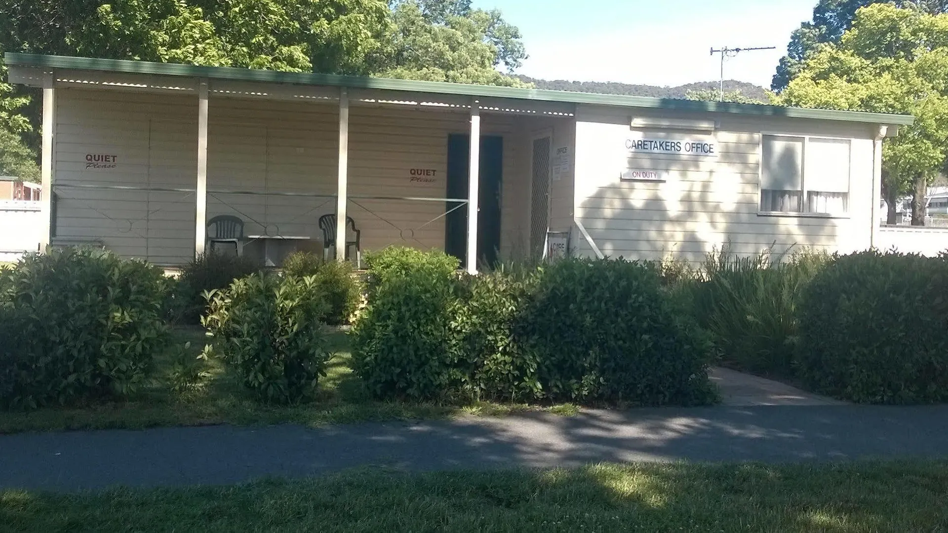 Canberra Carotel Motel